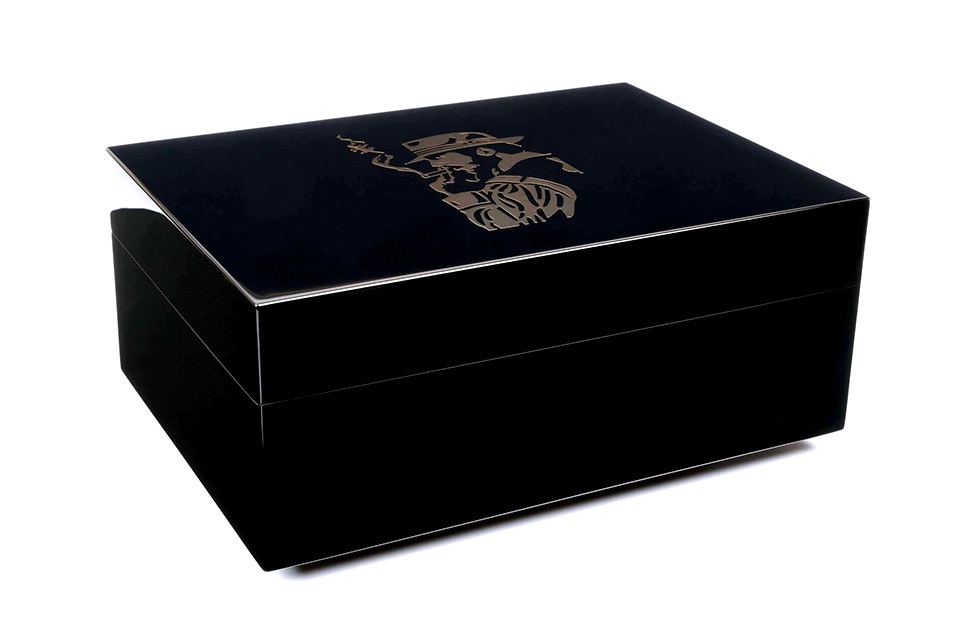 sv50-black-smoker-gold-scaled